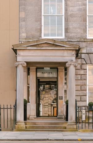 Imagen general del Aparthotel Heeton Concept Aparthotel Edinburgh Queen Street. Foto 1