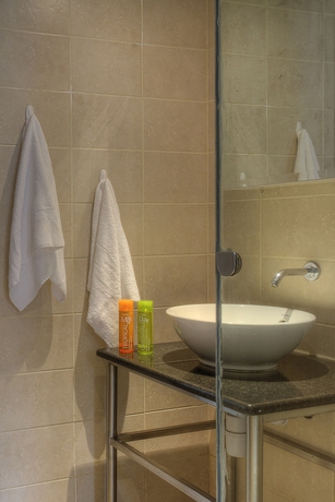 Imagen de la habitación del Aparthotel Heri Heights Hotel Apartments, SureStay Collection by BW. Foto 4