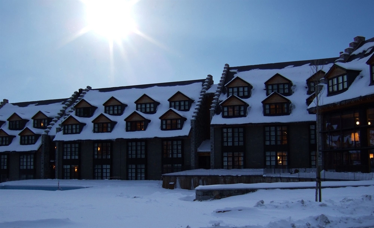 Imagen de los exteriores del Aparthotel Hg Cerler. Foto 13