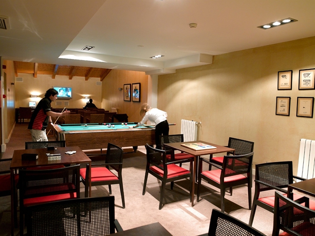 Imagen de los interiores del Aparthotel Hg Cerler. Foto 16