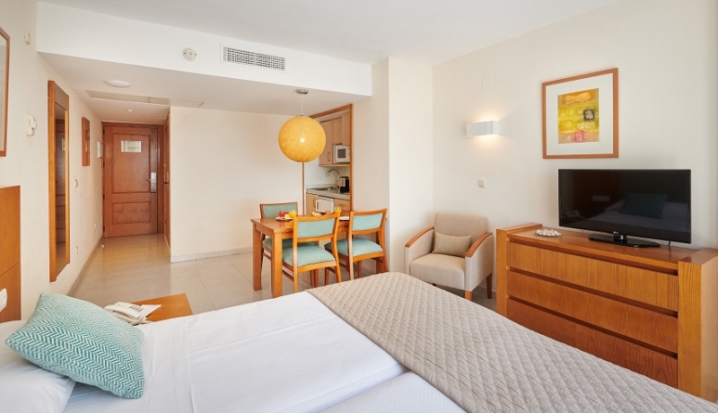 Imagen general del Aparthotel Hipotels Coma Gran. Foto 10