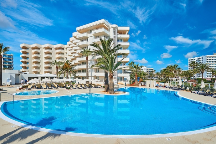 Imagen de la piscina del Aparthotel Hipotels Mercedes. Foto 19