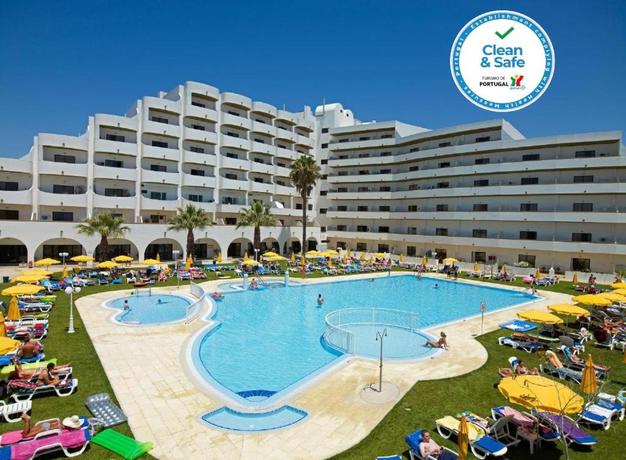 Imagen general del Aparthotel Hotel Apartamento Brisa Sol. Foto 20