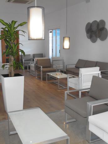Imagen de los interiores del Aparthotel Hotel Apartamentos Solimar. Foto 12