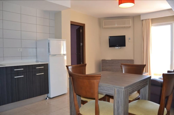 Imagen de la habitación del Aparthotel Hotel Costamar. Foto 10