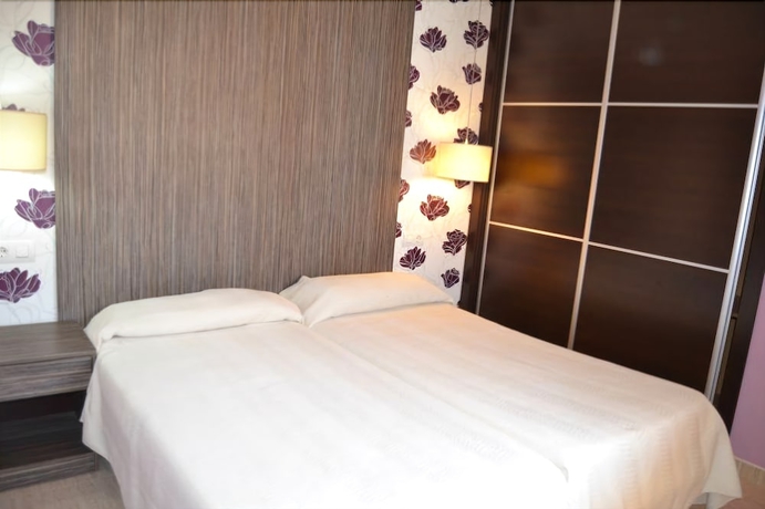 Imagen de la habitación del Aparthotel Hotel Costamar. Foto 14