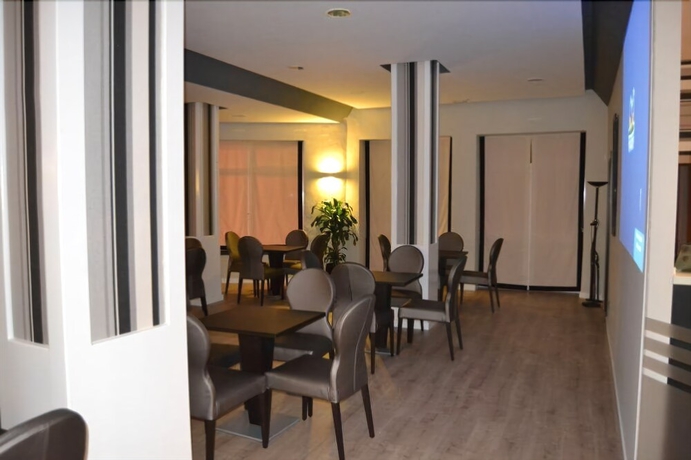 Imagen del bar/restaurante del Aparthotel Hotel Costamar. Foto 4