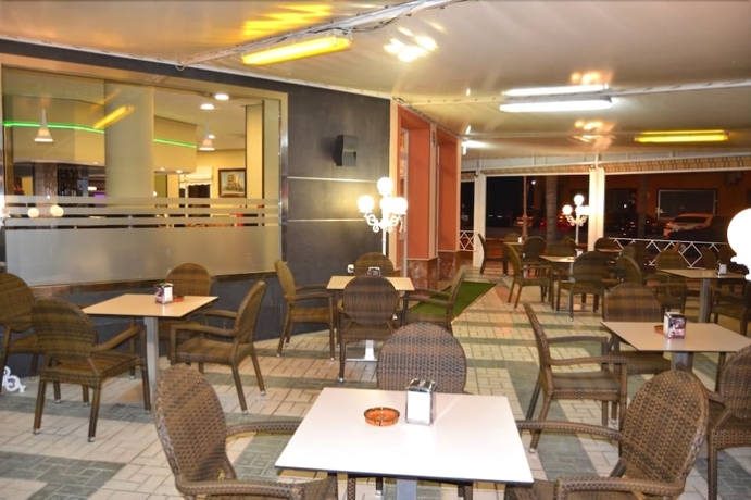 Imagen del bar/restaurante del Aparthotel Hotel Costamar. Foto 5