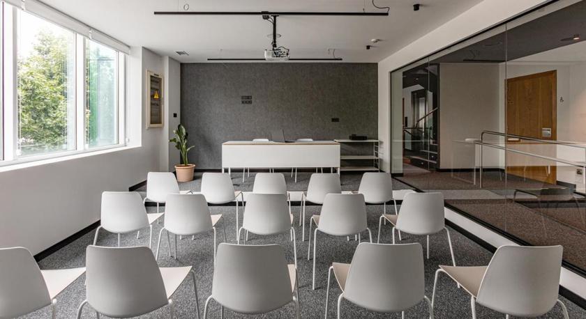 Imagen de los interiores del Aparthotel Hotel Forum Ceao. Foto 9