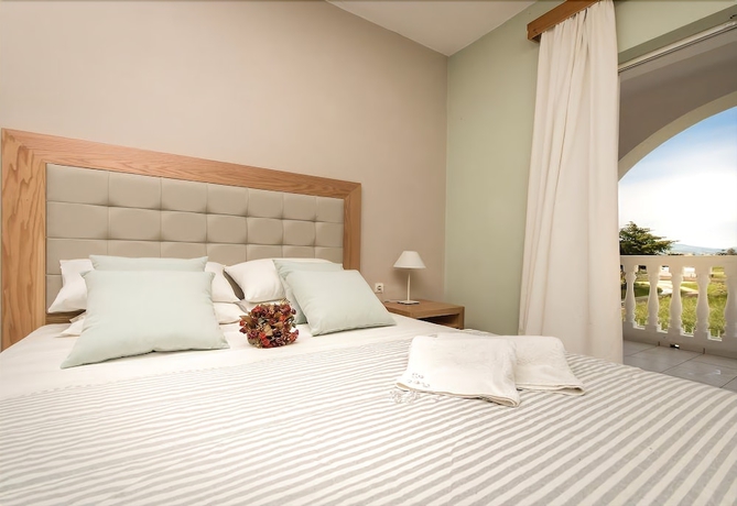 Imagen de la habitación del Aparthotel Hotel Plessas Palace. Foto 14