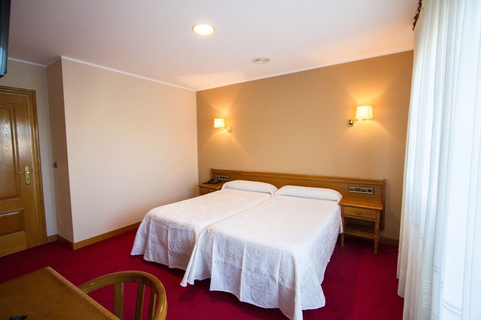 Imagen de la habitación del Aparthotel Hotel Y Apartamentos San Jorge. Foto 15
