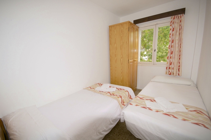 Imagen de la habitación del Aparthotel Houm Plaza Son Rigo. Foto 6