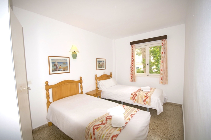 Imagen de la habitación del Aparthotel Houm Plaza Son Rigo. Foto 7