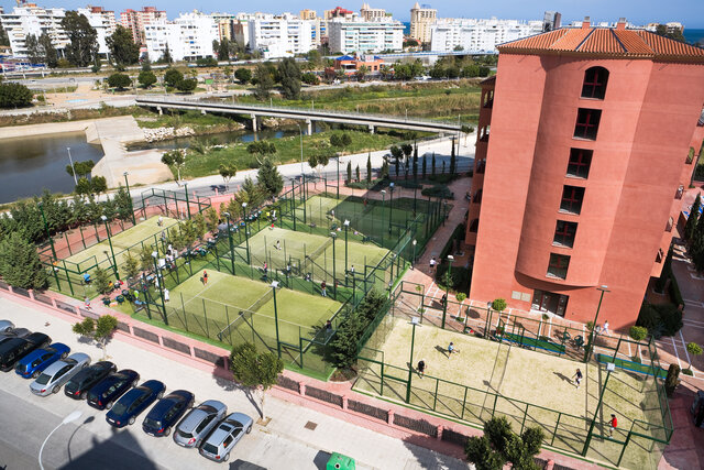 Imagen de los exteriores del Aparthotel ILUNION Miramar. Foto 7