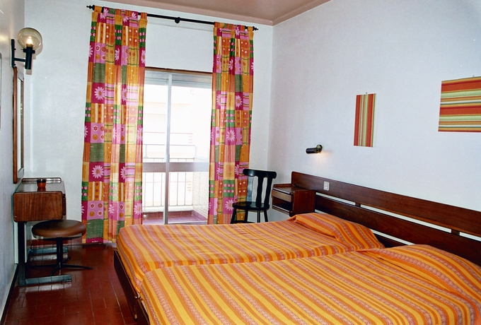 Imagen de los interiores del Aparthotel Iate. Foto 8