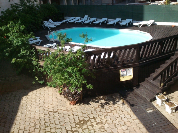 Imagen de la piscina del Aparthotel Iate. Foto 12
