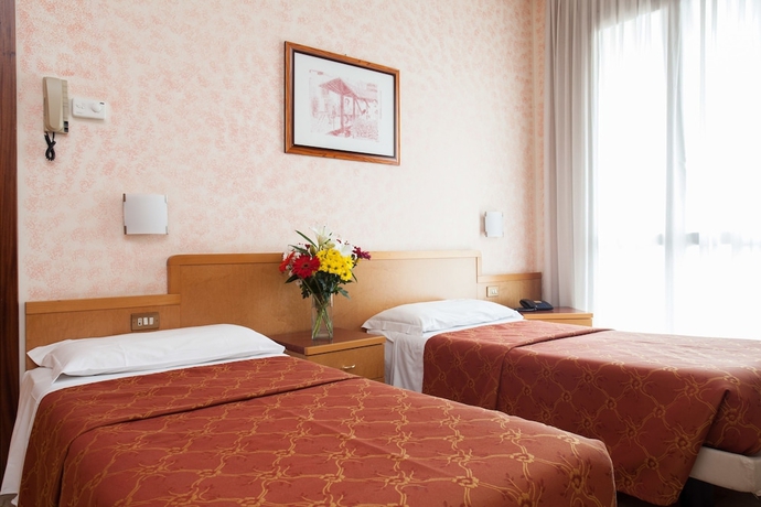 Imagen de la habitación del Aparthotel Ih Hotels Milano Argonne Park. Foto 7