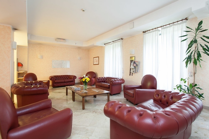 Imagen del bar/restaurante del Aparthotel Ih Hotels Milano Argonne Park. Foto 4