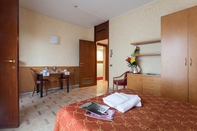 Imagen de la habitación del Aparthotel Ih Hotels Milano Argonne Park. Foto 13