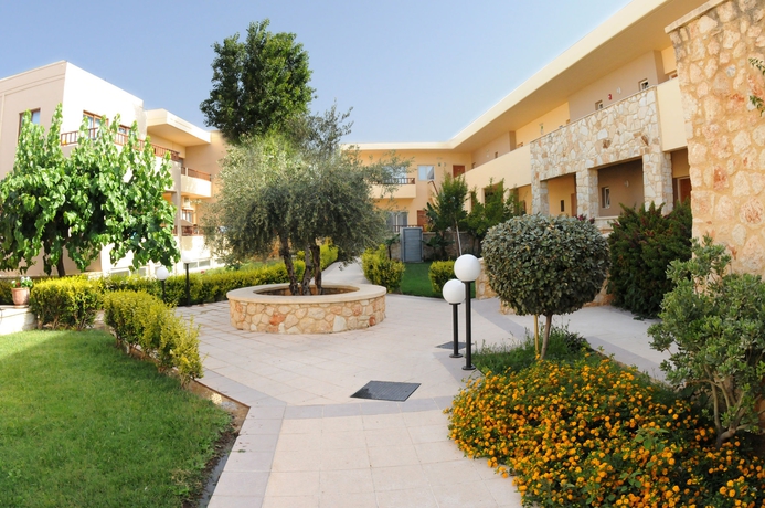 Imagen de los exteriores del Aparthotel Indigo Mare Hotel Apartments. Foto 16