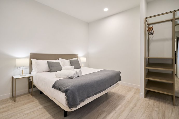 Imagen de la habitación del Aparthotel Ines Luna Suites. Foto 12