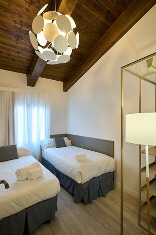 Imagen de la habitación del Aparthotel Ines Luna Suites. Foto 14