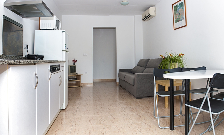 Imagen de la habitación del Aparthotel Iris, Malgrat de Mar. Foto 6