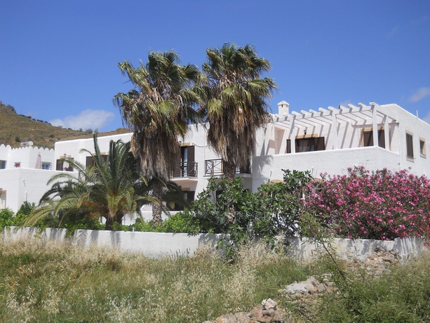 Imagen de los exteriores del Aparthotel Joanna Hotel, Patmos. Foto 15