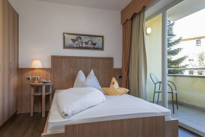 Imagen general del Aparthotel KRONPLATZ Luxury House. Foto 6