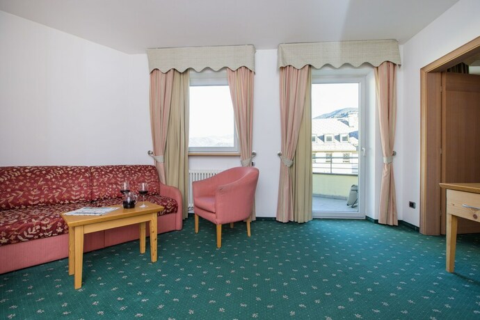 Imagen de la habitación del Aparthotel KRONPLATZ Luxury House. Foto 14