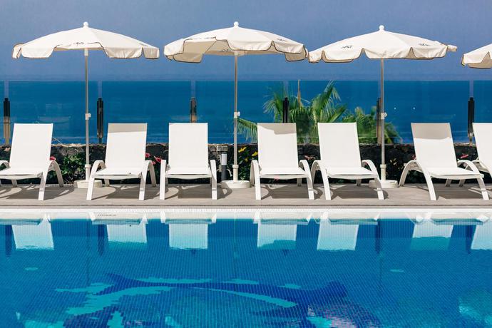 Imagen de la piscina del Aparthotel Klayman Diamond. Foto 36