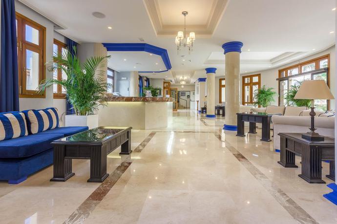 Imagen de los interiores del Aparthotel Klayman Olivina. Foto 28
