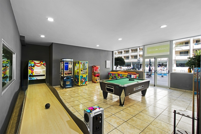 Imagen de los interiores del Aparthotel Kn Columbus. Foto 10