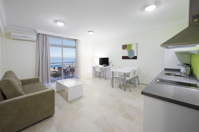 Imagen de la habitación del Aparthotel Kn Panoramica Heights. Foto 8
