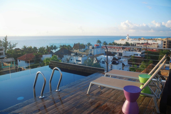 Imagen de los exteriores del Aparthotel Koox La Mar Condhotel. Foto 16
