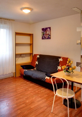 Imagen de los interiores del Aparthotel Kosy Appart'h&ocirc;tels &ndash; Le Champ De Mars. Foto 13