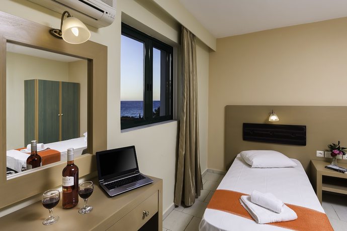 Imagen de la habitación del Aparthotel Kozanos Ii, Ammoudi. Foto 3