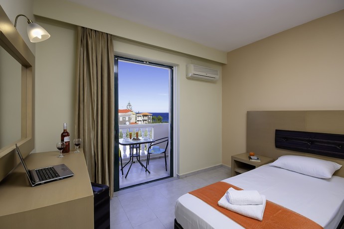 Imagen de la habitación del Aparthotel Kozanos Ii, Ammoudi. Foto 5