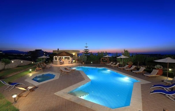 Imagen de la piscina del Aparthotel Kreta Natur. Foto 16