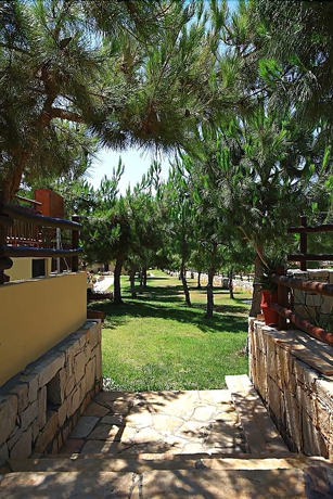 Imagen de los exteriores del Aparthotel Kreta Natur. Foto 11
