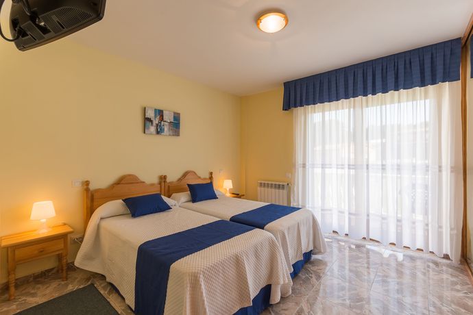 Imagen de la habitación del Aparthotel La Bolera. Foto 4