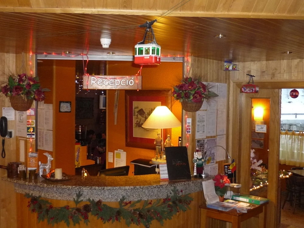 Imagen de los interiores del Aparthotel La Neu, Llorts. Foto 11