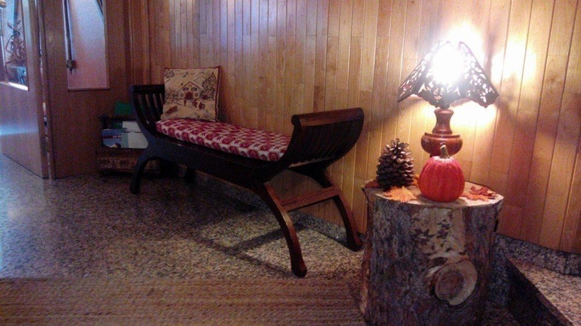 Imagen de los interiores del Aparthotel La Neu, Llorts. Foto 12