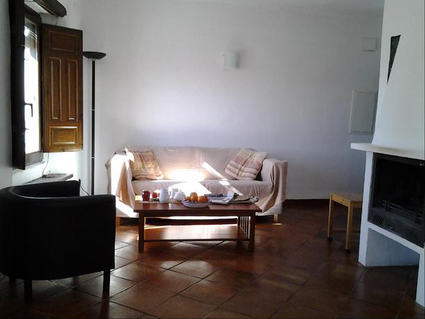 Imagen de la habitación del Aparthotel La Oveja Verde De La Alpujarra Apartamentos. Foto 3
