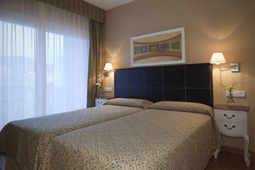Imagen de la habitación del Aparthotel La Pergola Mallorca. Foto 2