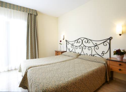 Imagen de la habitación del Aparthotel La Pergola Mallorca. Foto 6