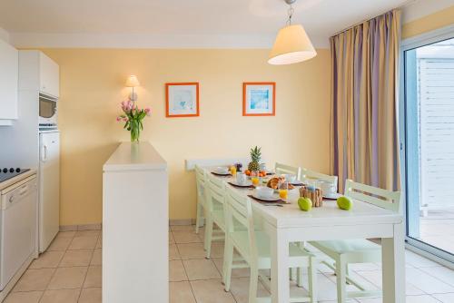 Imagen de la habitación del Aparthotel Lagrange Vacances - L'Estran. Foto 7