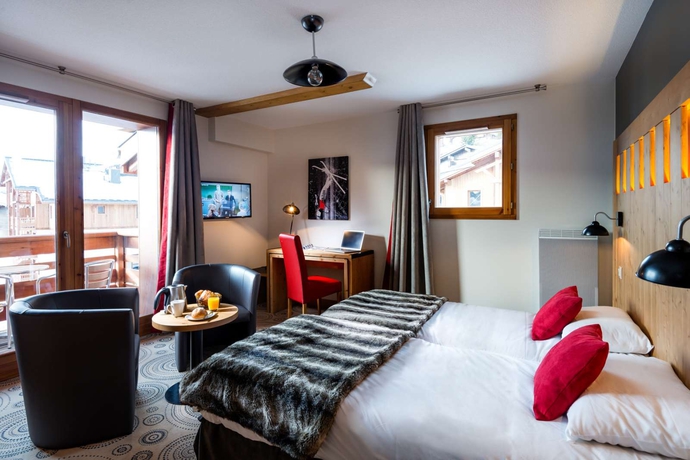 Imagen general del Aparthotel Lagrange Vacances - Les Chalets d'Emeraude. Foto 3
