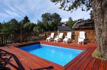 Imagen de la piscina del Aparthotel Las Cumbres Apart and Suites. Foto 11