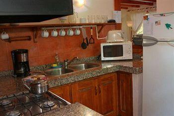 Imagen de la habitación del Aparthotel Las Cumbres Apart and Suites. Foto 6